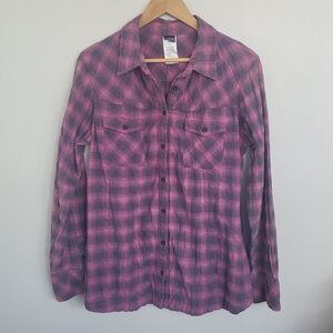 Patagonia Organic Cotton Women's Plaid Button-up Long sleeve